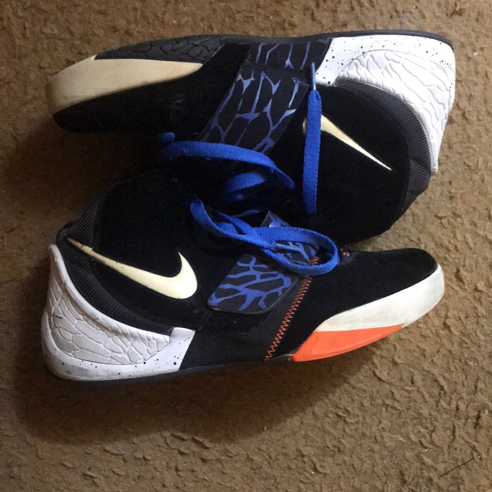 Nike air zooms in good condition, too small for me